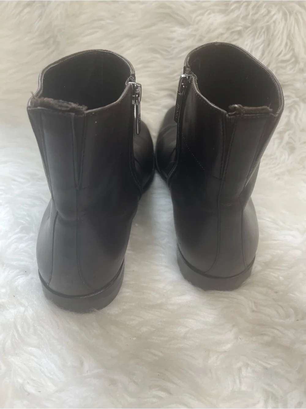 Hugo Boss Men's  Leather Dark Brown Chelsea Ankle Boots SZ8.5